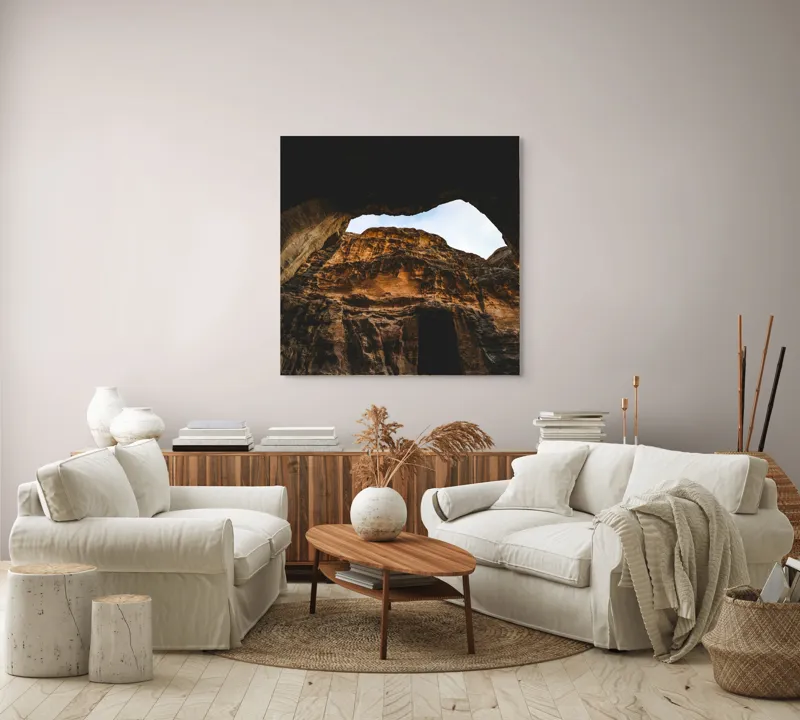 Tablou Canvas, "Privire spre cer din canion", Stânci, Cer, Peșteră, Textură, Umbră, Lumină, Natură, Dramatic, Contrast, Orizont., 100 x 100 cm – poza 3