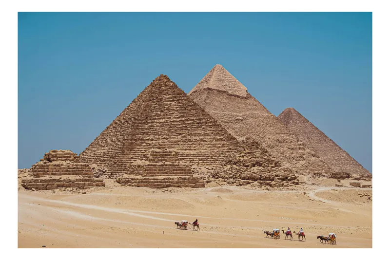 Tablou Canvas Piramide Egipt Deșert Căruțe Cer, 70 x 50 cm
