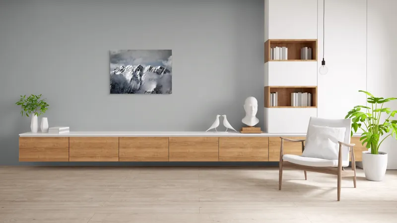 Tablou Canvas, "Muntele învăluit de nori albi", Colosal, Înzăpezit, Grandios, Impunător, Pitoresc, Înghețat, Majestic, Noros, Magnific, Rece, 100 x 70 cm – poza 6