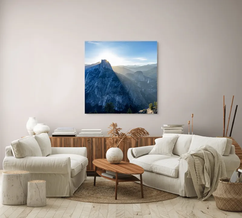 Tablou Canvas, "Răsăritul peste stânca solitară", Munte, Apus, Vârf, Umbre, Peisaj, Pădure, Cer, Natură, Frumusețe, Lumină, 100 x 100 cm – poza 3