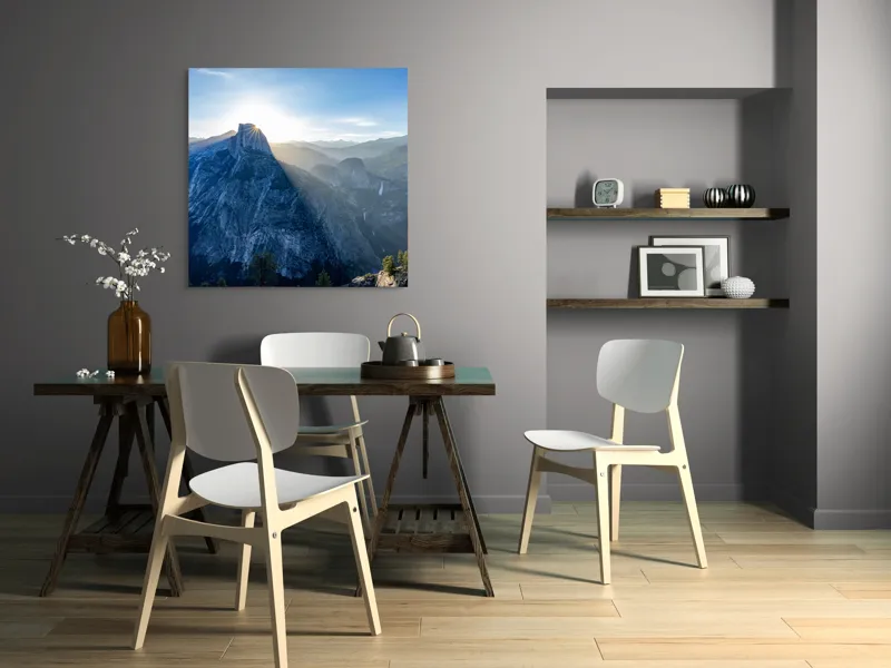 Tablou Canvas, "Răsăritul peste stânca solitară", Munte, Apus, Vârf, Umbre, Peisaj, Pădure, Cer, Natură, Frumusețe, Lumină, 100 x 100 cm – poza 6