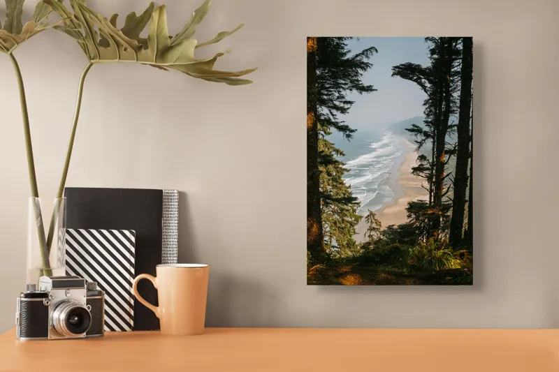 Tablou Canvas, "Între pădure și valuri sălbatice", Ocean, Valuri, Plajă, Pădure, Cer, Verdeață, Înalt, Priveliște, Apus, Natura, 26 x 39 cm – poza 3