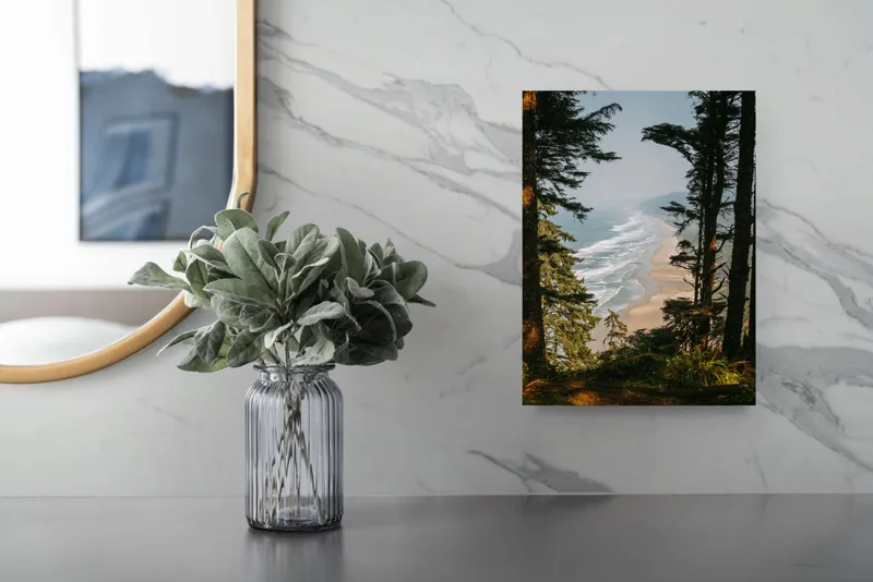 Tablou Canvas, "Între pădure și valuri sălbatice", Ocean, Valuri, Plajă, Pădure, Cer, Verdeață, Înalt, Priveliște, Apus, Natura, 26 x 39 cm – poza 4