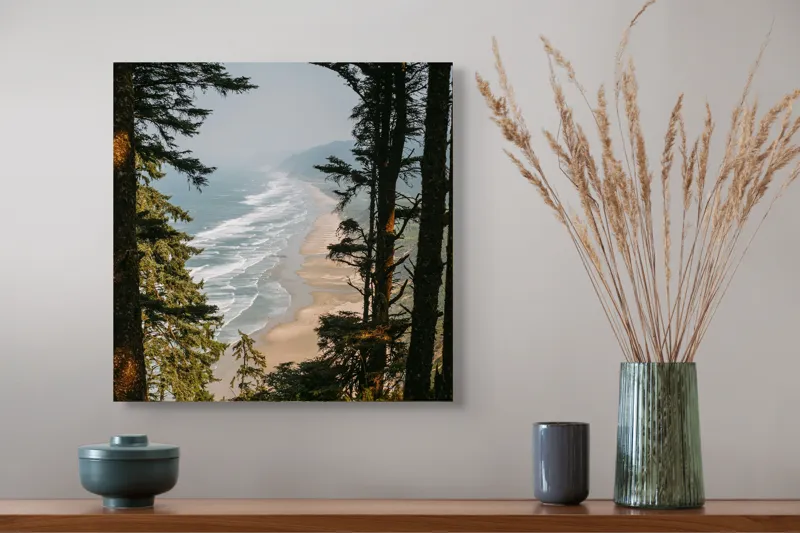 Tablou Canvas, "Între pădure și valuri sălbatice", Ocean, Valuri, Plajă, Pădure, Cer, Verdeață, Înalt, Priveliște, Apus, Natura, 50 x 50 cm – poza 4