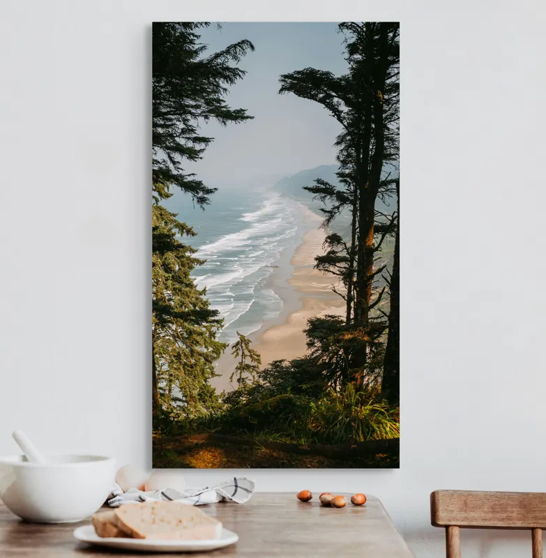 Tablou Canvas, "Între pădure și valuri sălbatice", Ocean, Valuri, Plajă, Pădure, Cer, Verdeață, Înalt, Priveliște, Apus, Natura, 50 x 90 cm – poza 3
