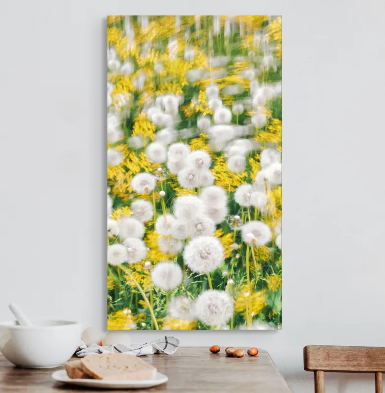 Tablou Canvas, "Păpădii în dansul vântului primăvăratic", Puf, Galben, Estompat, Câmp, Verde, Vară, Natură, Delicat., 50 x 90 cm – poza 3