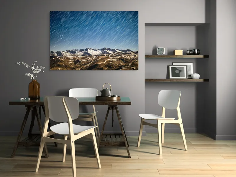 Tablou Canvas, "Cer înstelat deasupra munților înzăpeziți", Stele, Noapte, Munți, Zăpadă, Cer, Peisaj, Lumină, Mișcare, 150 x 100 cm – poza 5