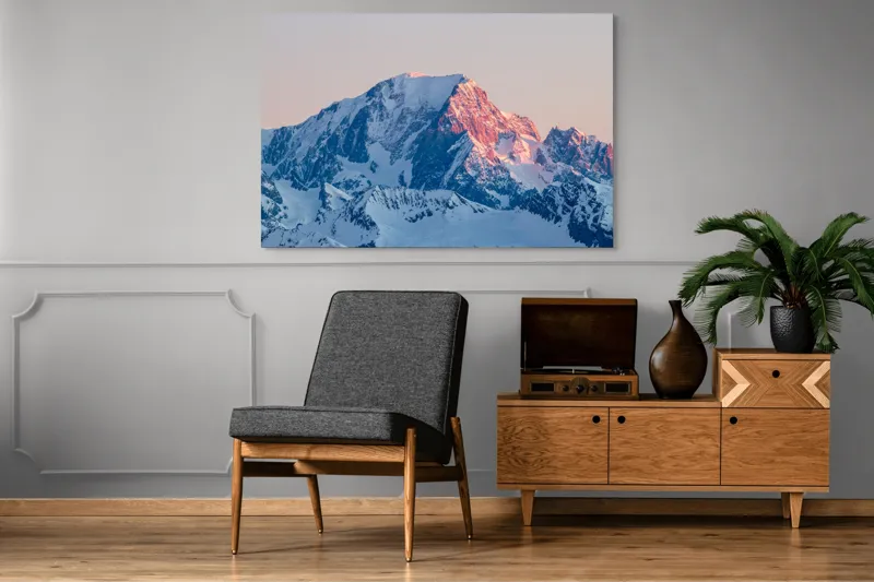 Tablou Canvas, "Apusul peste culmile înzăpezite alepinilor", Măreție, Liniște, Grandeur, Solitudine, Frumusețe, Vârfuri, Albastru, Alb, Apus, Strălucire, 150 x 100 cm – poza 8