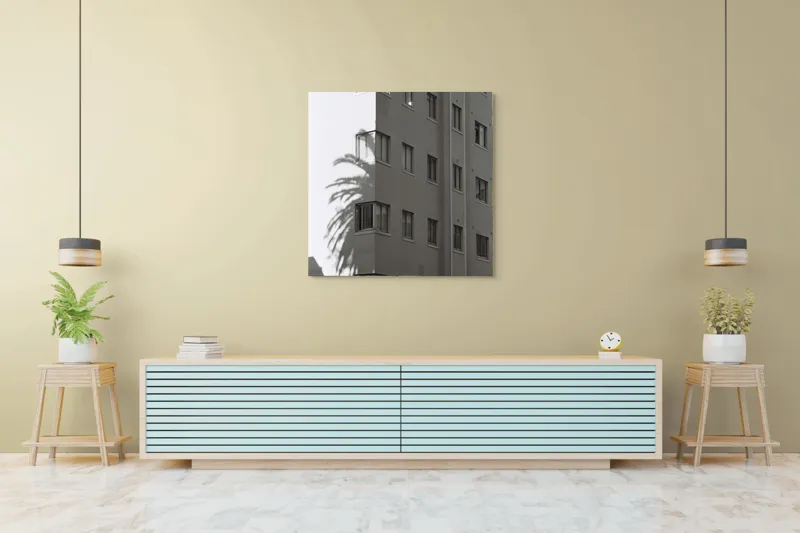 Tablou Canvas Umbra Palmierului pe Fațada Clădirii, 100 x 100 cm – poza 5