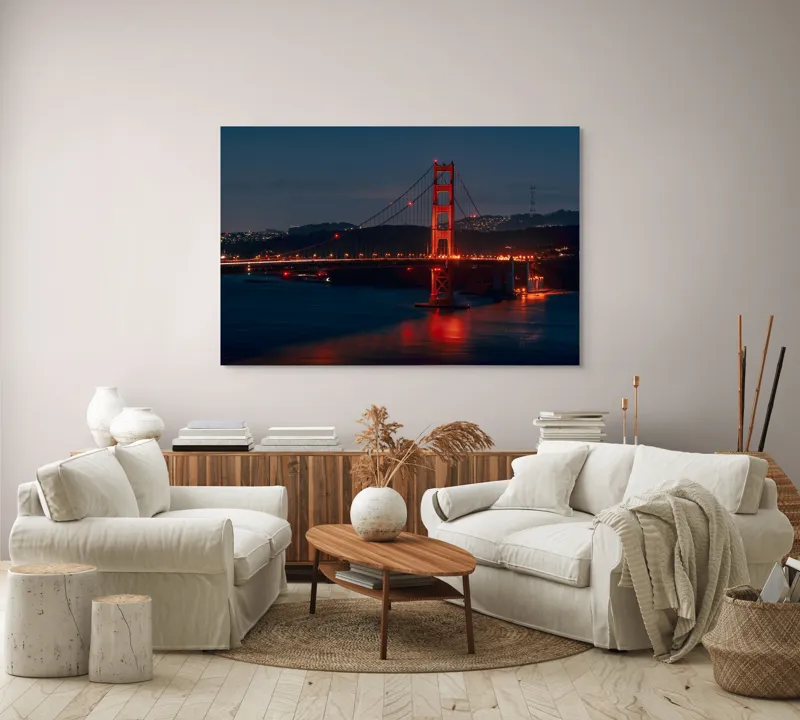 Tablou Canvas, "Podul iluminat în noapte liniștită", Pod, Noapte, Lumină, Apă, Reflecții, Orizont, Oraș, Dealurile, Siluetă, Iluminat., 150 x 100 cm – poza 3