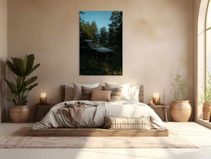 Tablou Canvas, "Mașina uitată în pădurea tăcută", 100 x 150 cm – poza 3