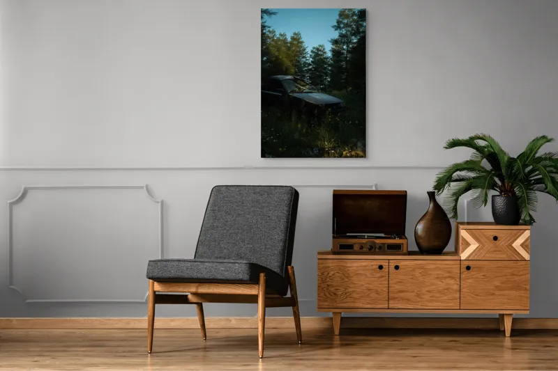 Tablou Canvas, "Mașina uitată în pădurea tăcută", 70 x 100 cm – poza 6