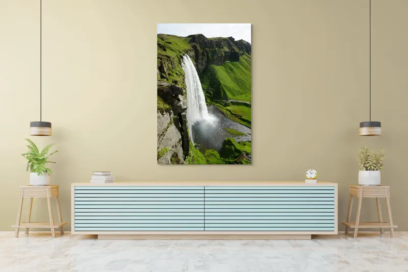 Tablou Canvas, "Cascade spectaculoasă în inima naturii", Cascadă, Verdeață, Rocă, Apă, Munți, Natură, Cer, Splendoare, 100 x 150 cm – poza 4