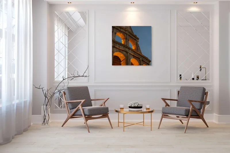 Tablou Canvas, "Colosseumul la asfințit paznic al timpului", Colosseum, Iluminare, Arcuri, Istorie, Arhitectură, Rome, Italia, Monument, Noapte, Renascentist, 100 x 100 cm – poza 7