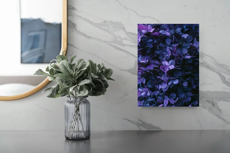 Tablou Canvas, "Frumusețea misterului floral nocturn", Frunziș, Violet, Mister, Textură, Abundență, Umbre, Înflorire, Contrast, 26 x 39 cm – poza 4