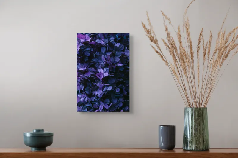Tablou Canvas, "Frumusețea misterului floral nocturn", Frunziș, Violet, Mister, Textură, Abundență, Umbre, Înflorire, Contrast, 26 x 39 cm – poza 5
