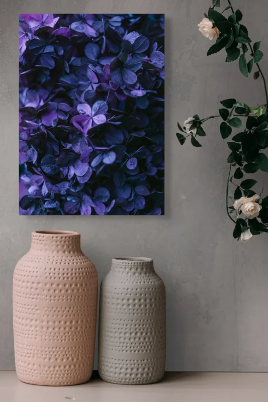 Tablou Canvas, "Frumusețea misterului floral nocturn", Frunziș, Violet, Mister, Textură, Abundență, Umbre, Înflorire, Contrast, 39 x 54 cm – poza 6