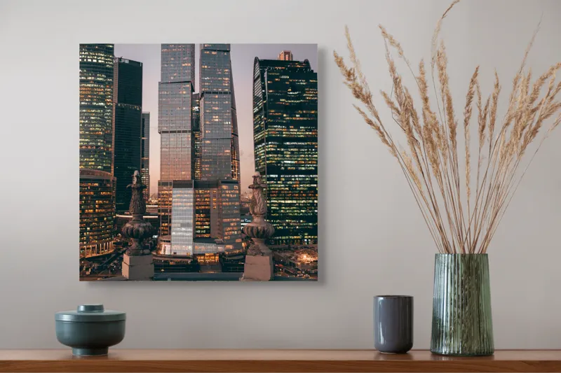 Tablou Canvas Turnuri de sticlă în amurg urban, peisaj oraș, 50 x 50 cm – poza 4