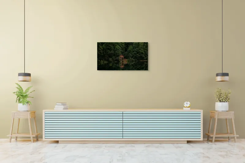 Tablou Canvas, "Căsuța ascunsă între umbrele verzi", 90 x 50 cm – poza 5