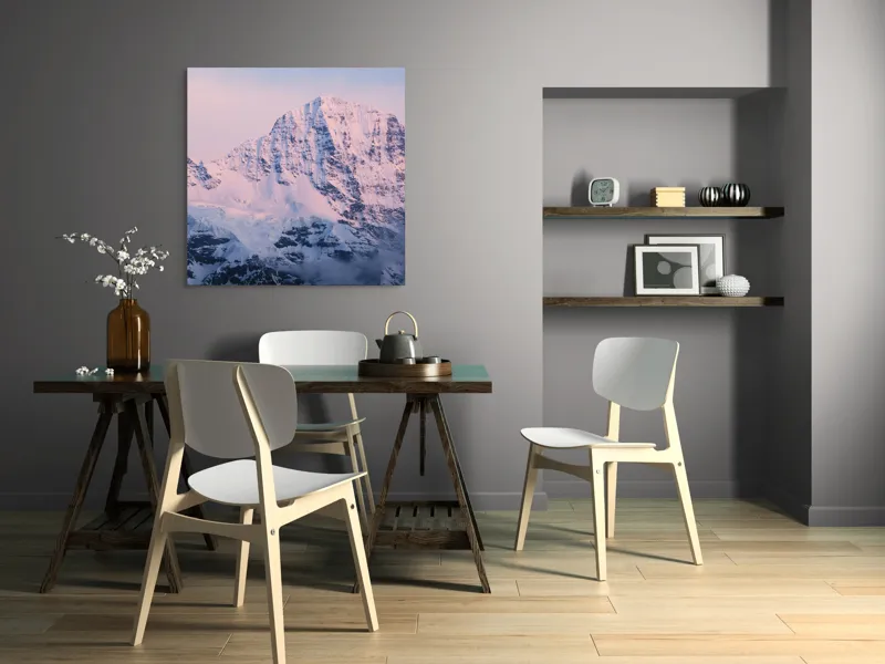 Tablou Canvas, "Munții acoperiți de zăpadă la răsărit", Măreție, Liniște, Frumusețe, Puritate, Grandios, Eternitate, Strălucire, Ceruri, Alb, Rece, 100 x 100 cm – poza 6