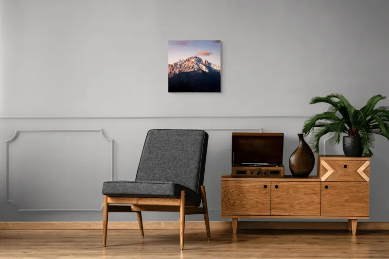Tablou Canvas, "Muntele în lumina apusului magic", Picoare, Stâncoase, Înalte, Înzăpezite, Ruginii, Apus, Cer, Nor, Strălucire, Măreție, 50 x 50 cm – poza 6