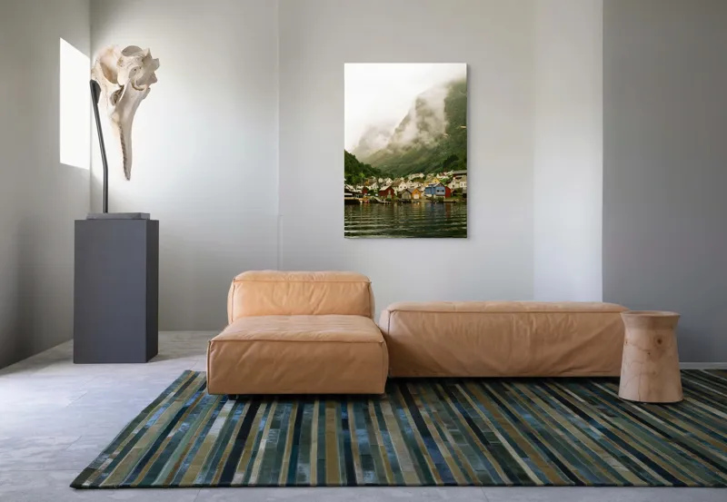 Tablou Canvas Peisaj Norvegic Sat în ceață nordică, 70 x 100 cm – poza 7