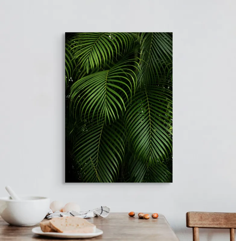 Tablou Canvas, "Verdetul tropical ascunzând secretele junglei", Frunze, Verzi, Tropicale, Luxuriante, Naturale, Vii, Texturate, Dense, Relaxante, Elegant., 50 x 70 cm – poza 3