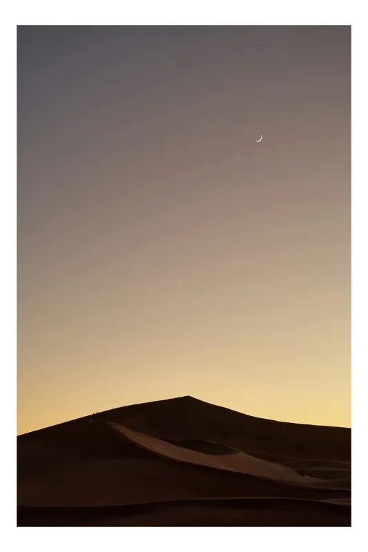 Tablou Canvas, Peisaj Deșert cu Lună și Dune, Multicolor, 70 x 100 cm