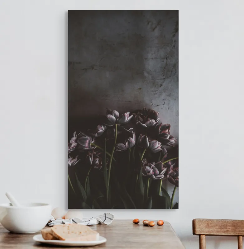 Tablou Canvas, "Flori de lalea în penumbră misterioasă", Flori, Lalele, Umbre, Textură, Întunecat, Elegant, Natural, Bogat, Contrast, Delicat, 50 x 90 cm – poza 3