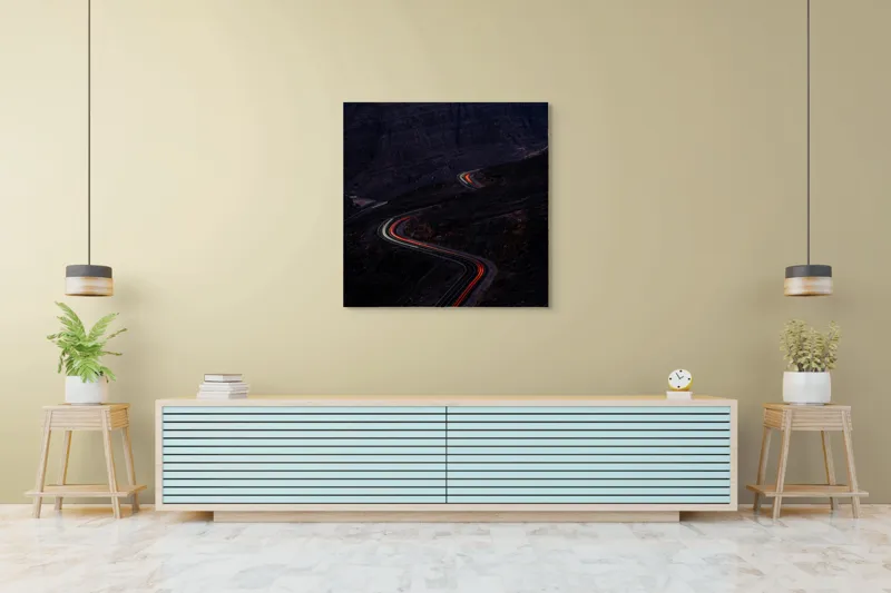 Tablou Canvas, "Curbele drumului de munte noaptea", Drum, Întunecat, Serpuitor, Lumini, Munți, Noapte, Peisaj, Șerpuitor, Contrast, Mistuitor, 100 x 100 cm – poza 5