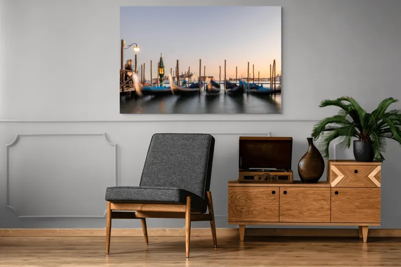 Tablou Canvas Gondolele viselor la apus liniștit, 150 x 100 cm – poza 8