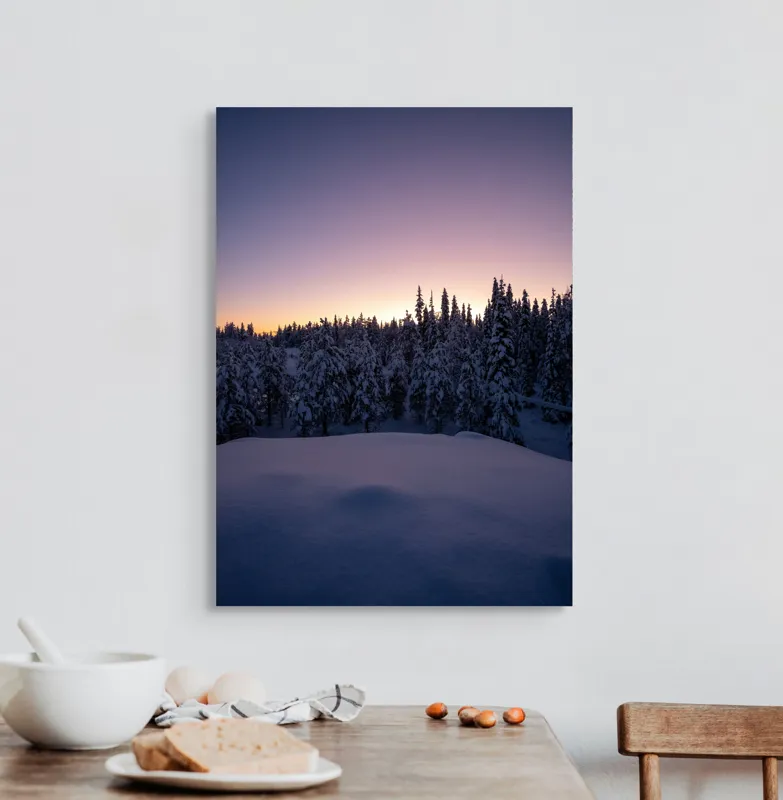Tablou Canvas, "Neaua fermecată în amurgul iernii", 50 x 70 cm – poza 3