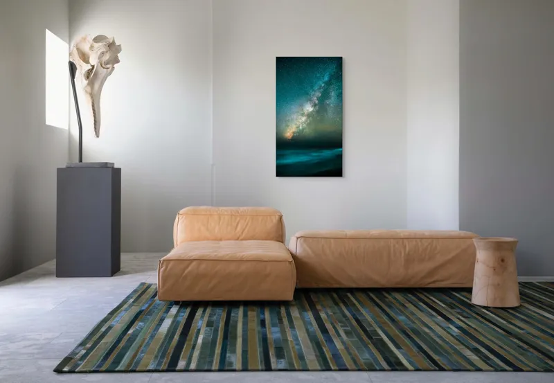 Tablou Canvas, "Calea Lactee deasupra oceanului albastru", Stele, Calea Lactee, Cer, Strălucire, Univers, Infinit, Peisaj, Frumusețe, Mister, Fascinație, 50 x 90 cm – poza 5
