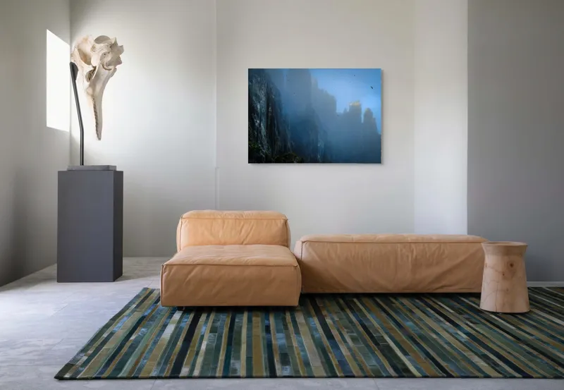 Tablou Canvas, Zbor lin printre piscuri învăluite, , Peisaj Montan, 100 x 70 cm – poza 7