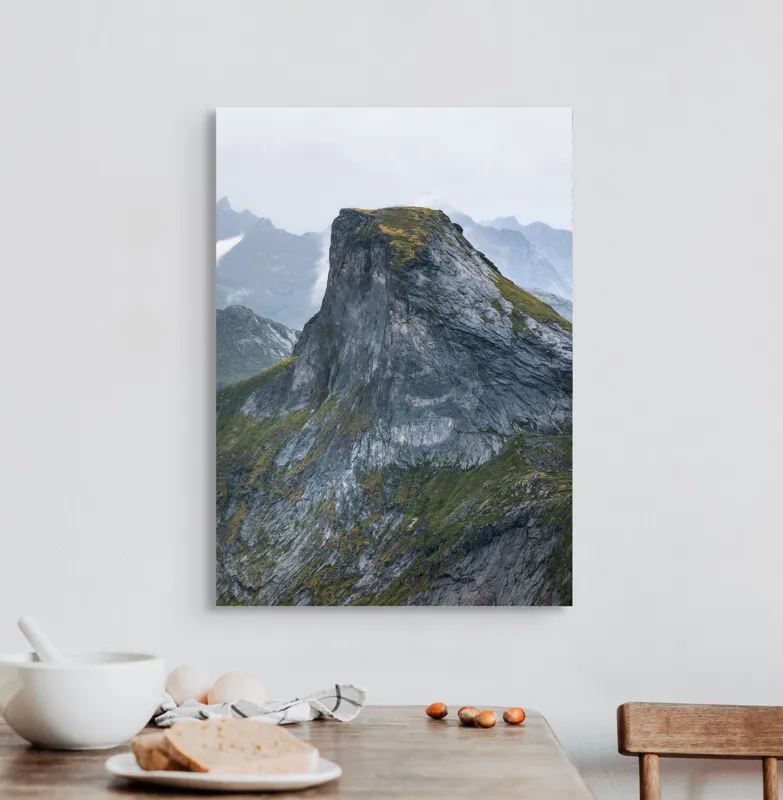 Tablou Canvas Peisaj Montan: Elegance în Nuanțe de Gri și Verde, 50 x 70 cm – poza 3