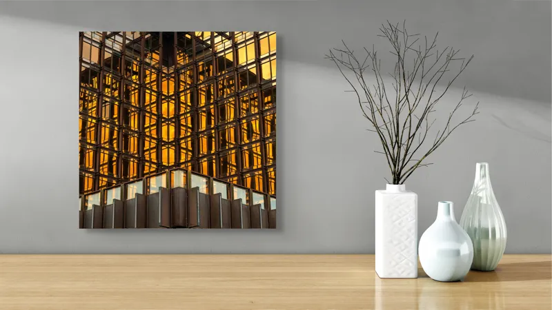 Tablou Canvas Simetrie aurie a orașului vibrant, 50 x 50 cm – poza 3