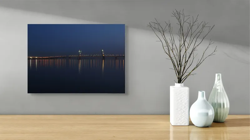 Tablou Canvas Reflexii Nocturne peste Podul Iluminat, 54 x 39 cm – poza 3
