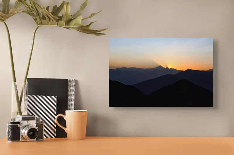 Tablou Canvas: Răsăritul viselor printre culmi tăcute, 39 x 26 cm – poza 3