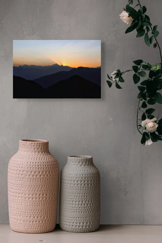Tablou Canvas: Răsăritul viselor printre culmi tăcute, 39 x 26 cm – poza 4
