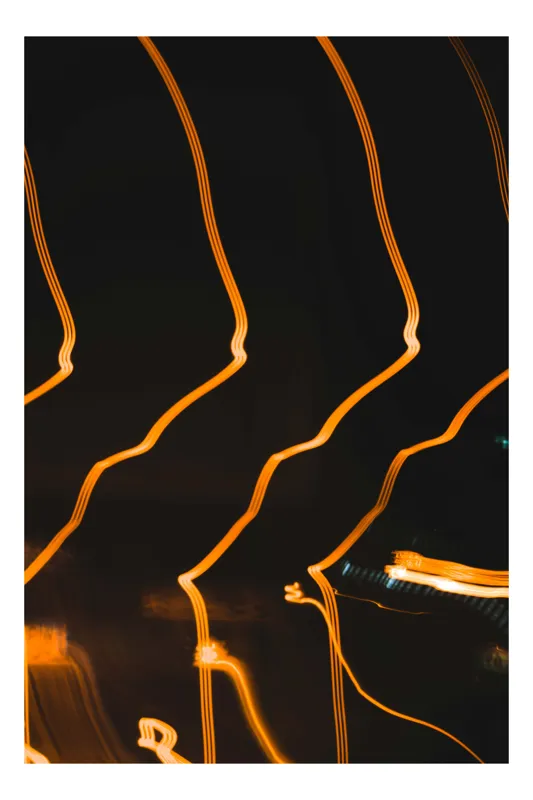 Tablou Canvas Ecouri Luminoase în Noaptea Eternă, 70 x 100 cm