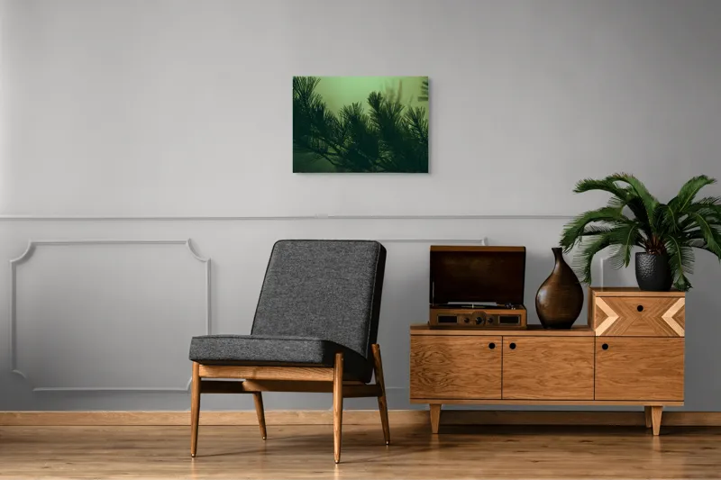 Tablou Canvas Ramurile unui pin în ceață misterioasă Natură Verde Siluetă, 70 x 50 cm – poza 4