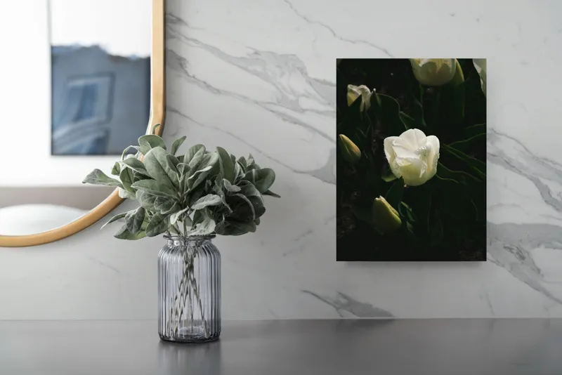 Tablou Canvas cu motiv floral, Lumina din inima grădinii tăcute, 26 x 39 cm – poza 4