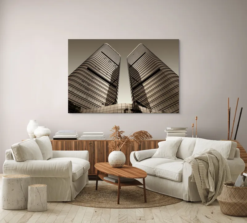 Tablou Canvas, "Turnuri gemene oglindite în apusul urban.", Turnuri, Înălțime, Geometrie, Simetrie, Metal, Sticlă, Modern, Arhitectură, Urban, Impresionant, 150 x 100 cm – poza 3