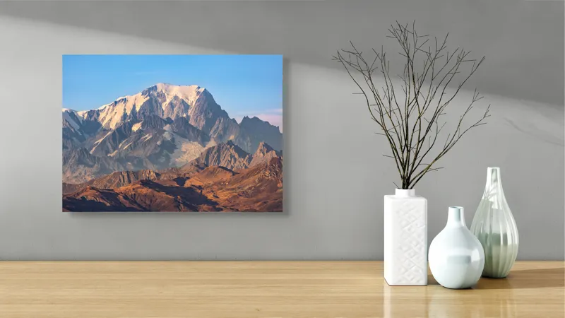 Tablou Canvas, "Măreția Munților Înzăpeziți la Apus", Munte, Zapadă, Vârf, Creste, Cer, Albastru, Stâncos, Majestic, Peisaj, Natura, 54 x 39 cm – poza 3