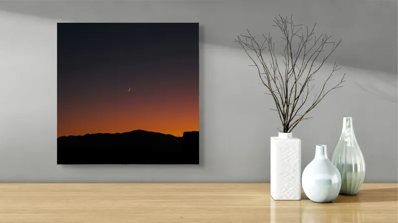 Tablou Canvas pe tema Liniștei Crepusculară sub Luna Nouă, 50 x 50 cm – poza 3