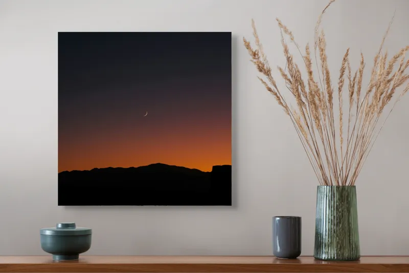 Tablou Canvas pe tema Liniștei Crepusculară sub Luna Nouă, 50 x 50 cm – poza 4