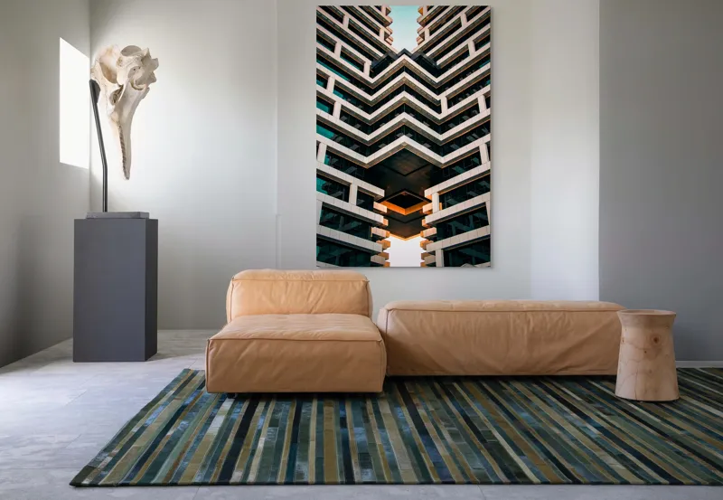 Tablou Canvas Geometrie și Reflexii Aurii - Design Futuristic pentru Spații Inte, 100 x 150 cm – poza 7