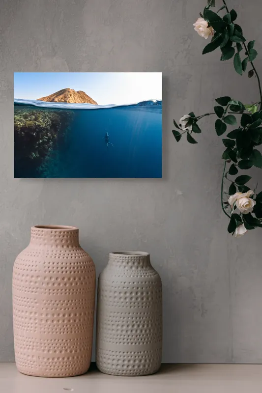 Tablou Canvas pe temă oceanică - Exploratorul abisurilor cristaline, 54 x 39 cm – poza 8