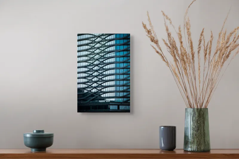 Tablou Canvas Unduirile timpului pe fațada sticlei, 26 x 39 cm – poza 5