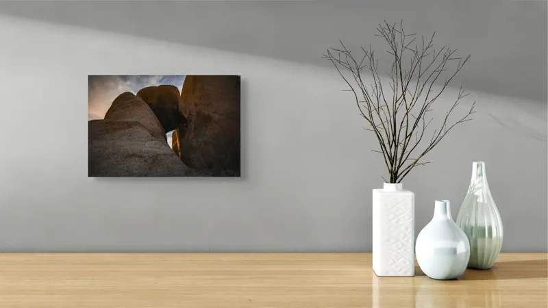 Tablou Canvas, "Bolovani uriași sub cer înstelat", Roci, Cer, Stele, Umbre, Nori, Noapte, Natură, Întuneric, 39 x 26 cm – poza 8